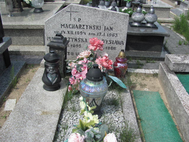 Grób Władysława Macharzyńska